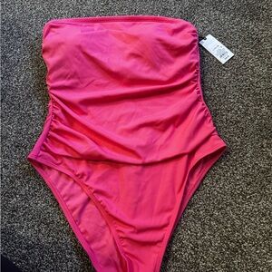 Shade & Shore Bright Pink Strapless Swimwear